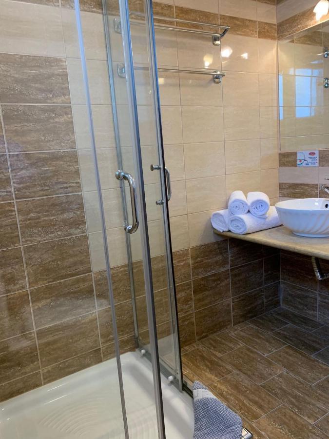 Yolanda Studios Paralia Agias Foteinis Екстериор снимка