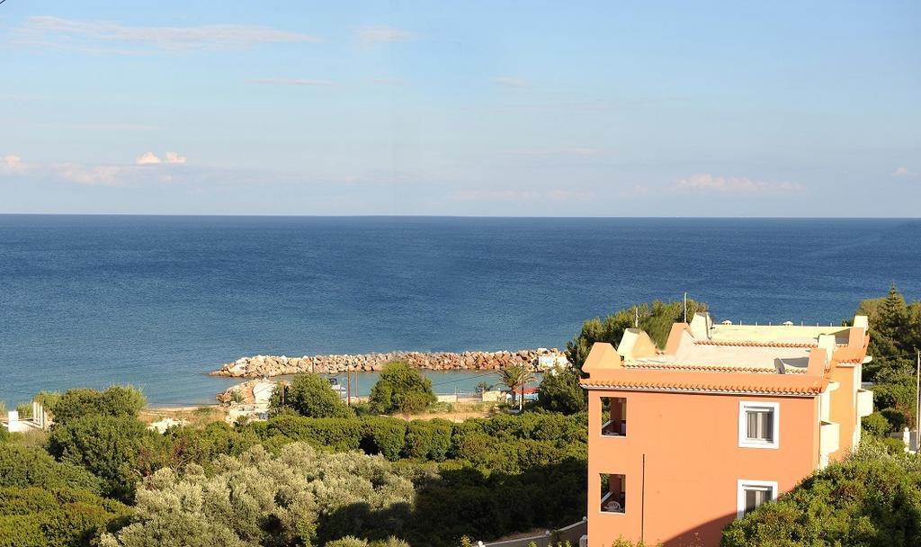 Yolanda Studios Paralia Agias Foteinis Екстериор снимка